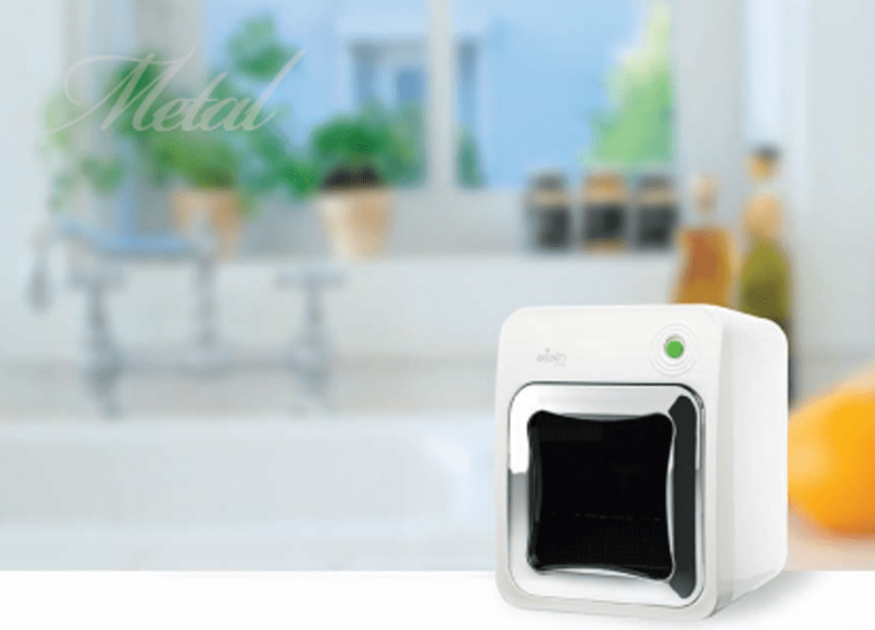 Living Star UV Kitchen Sterilizer for utensils and knives," "Large capacity kitchen gadget sanitizer and dryer at home setting
